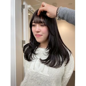 ハッシュカットウルフレイヤーミディアムロング横浜