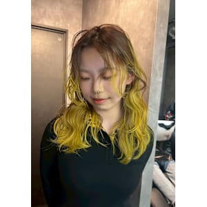 ルーツカラー　ケアブリーチ　ブリーチカラー　表参道/原宿 - Null 表参道本店 デザインカラー/ダブルカラー【ヌル】掲載中