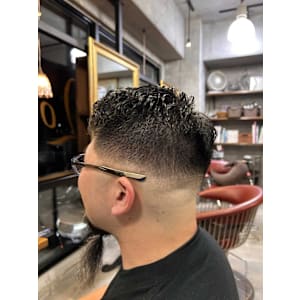 メンズパーマフェードカット - Lourdes hair design【ルルドヘアーデザイン】掲載中