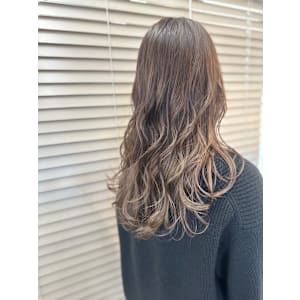 Frames 那覇新都心店×スタイル