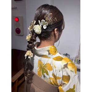 Lilou by Frames 東川口店×スタイル