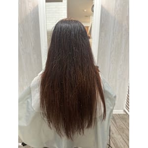 Lilou by Frames 東川口店×スタイル