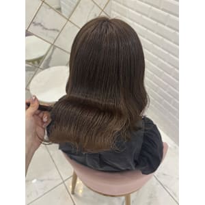 ブリーチなしオリーブグレージュ＊まゆ