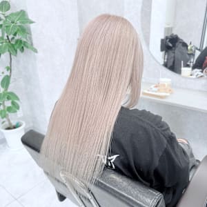 ホワイトベージュ