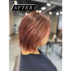 ブリーチしてた履歴があるところにハイライトをプラスしてピンク