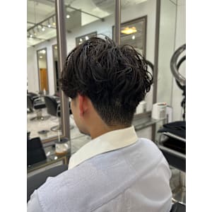 [タビラマユミ/表参道/メンズカット/メンズパーマ/メンズ］