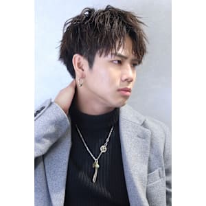 ツイストスパイラル　センターパート　メンズショート