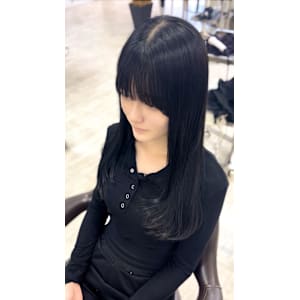 控えめレイヤースタイル