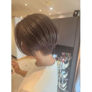 ショート　ラベンダーグレージュ - 半個室型美容室 Sourire 伊都店【ハンコシツガタビヨウシツスーリールイトテン】掲載中