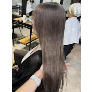 ミルクティーベージュ　グレージュ　ブロンドカラー - ARCANA 明治神宮前 表参道 原宿【アルカナ メイジジングウマエ オモテサンドウ ハラジュク】掲載中