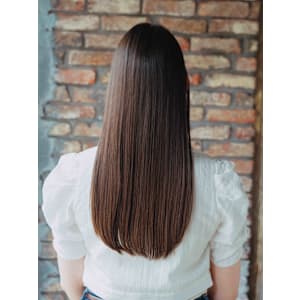 全席個室型美容室 STROKE 高崎中居店×スタイル