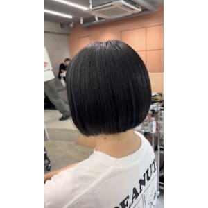 髪質改善カラー/ブルーブラック/ボブ