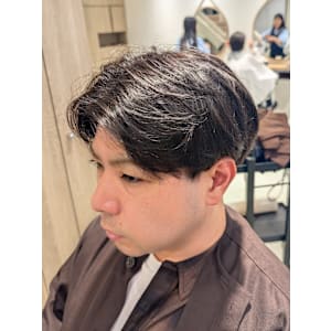 清潔感抜群のアップバングショート【三軒茶屋】