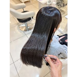 【極上うるツヤ】シルクのような手触りの縮毛矯正ストレート - Ash 西荻窪店【アッシュニシオギクボテン】掲載中