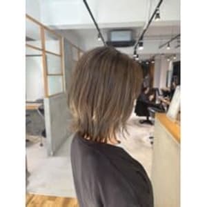 おすすめスタイル　弘川【30代/イルミナカラー/髪質改善】