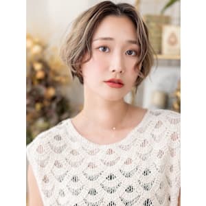 パラパラブリーチくせ毛風抜け感ショートボブ　プレイングカラー - COVER HAIR bliss【カバーヘア ブリス】北浦和/北浦和西口店【カバー ヘア ブリス キタウラワ キタウラワニシグチテン】掲載中