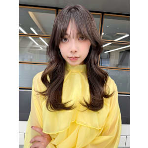 韓国風レイヤーロングヨシンモリ◎シースルーバング×艶カラー