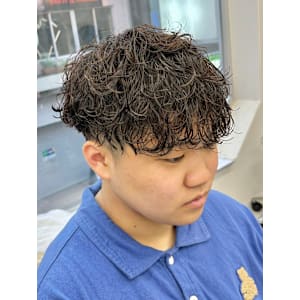 Genie -メンズカット & メンズパーマ 本厚木