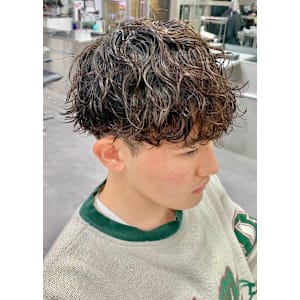 Genie -メンズカット & メンズパーマ 本厚木