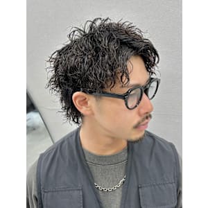 ツイストスパイラルパーマツイストパーマメンズマッシュパーマ - Genie -メンズカット & メンズパーマ 本厚木【ジーニーメンズカットメンズパーマホンアツギ】掲載中