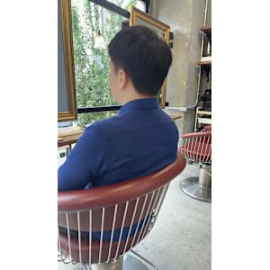 スーツによく合うメンズカット - Lourdes hair design【ルルドヘアーデザイン】掲載中
