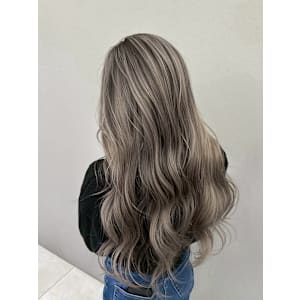 PiLLon心斎橋×スタイル