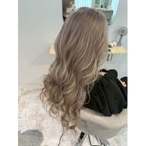 PiLLon心斎橋×スタイル