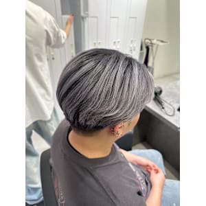 PiLLon心斎橋×スタイル