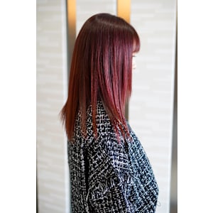 縮毛矯正×ディープチェリーレッド×ストレートロング