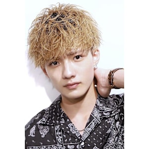 すっきり束感ショートマッシュ