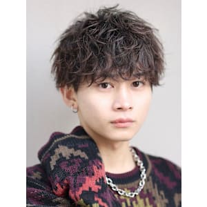 ツイストスパイラルパーマ波打ちパーマ刈り上げマッシュ