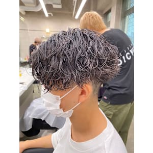 ニュアンスフェザー渋谷駅/学割U24/メンズサロン/フェザー