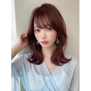 2wayバングで小顔に見えるフェイスレイヤーで作るくびれヘア