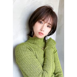 切るだけで即今っぽい！40・50代が挑戦しやすいレイヤーカッ