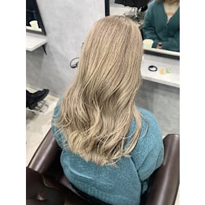 ブリーチカラー、カラー - GLADGE池袋/ダブルカラー/ブリーチ【グラッジイケブクロダブルカラーブリーチ】掲載中