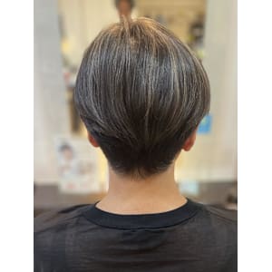 白髪ぼかしハイライトカラー