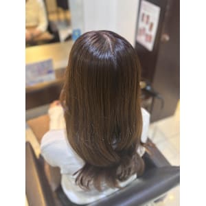 ツヤ感大人カラー