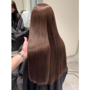 レイヤーカットブリーチなしダブルカラー中明度ヘーゼルブラウン