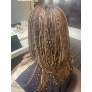 ENOMOTO 髪質改善・白髪ぼかし【エノモト】×スタイル