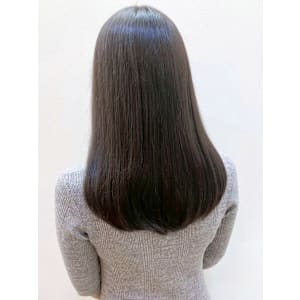 オリーブベージュ 透明感カラー 内巻きワンカール セミロング - Beautissimo 川越【ビューティシモ カワゴエ】掲載中