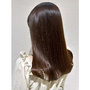 マロンベージュ 髪質改善 ダメージレスカラー ツヤ髪 20代