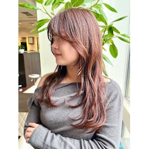 セミロングレイヤーカット