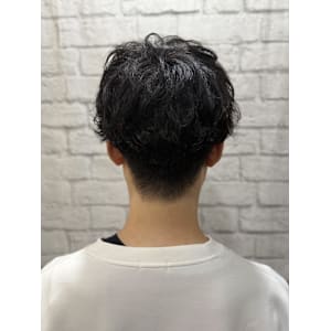 ツーブロックマッシュ×メンズパーマ - グレイスフルバーバー プラチナム【グレイスフルバーバー プラチナム】掲載中