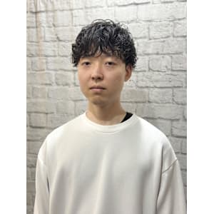 ツーブロックマッシュ×メンズパーマ - グレイスフルバーバー プラチナム【グレイスフルバーバー プラチナム】掲載中