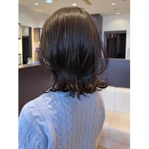 大人可愛いミディアムレイヤー