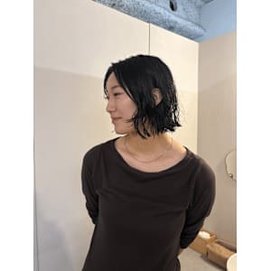 パーマスタイル　［酸性ストレート/ヘアセット]