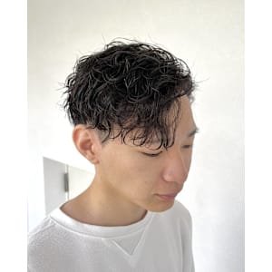 波巻きスパイラルパーマ◎吉田