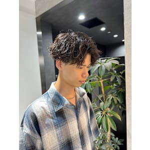 ニュアンスフェザー渋谷駅/学割U24/メンズサロン/フェザー - BLUCK Men's hair 渋谷【ブラック メンズヘア シブヤ】【ブラックメンズヘア シブヤ】掲載中