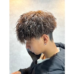 ニュアンスフェザー渋谷駅/学割U24/メンズサロン/フェザー - BLUCK Men's hair 渋谷【ブラック メンズヘア シブヤ】【ブラックメンズヘア シブヤ】掲載中