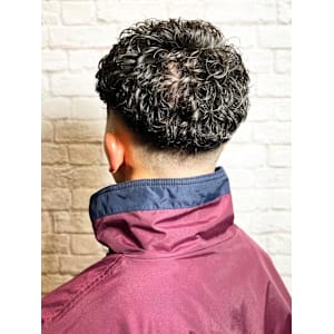 カーリーパーマ